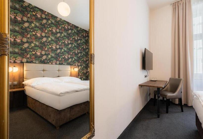 Standard Room, Ea Hotel Victoria