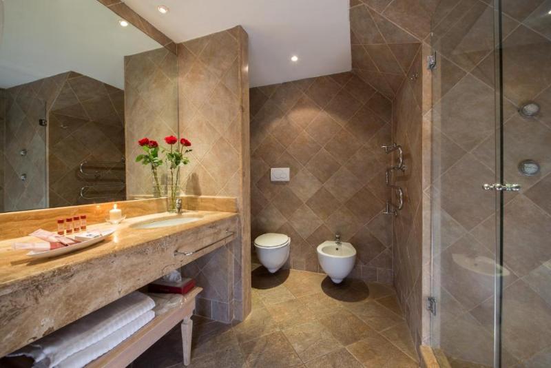 מיטת קינג בסוויטה, Best Western Park Hotel Roma Nord