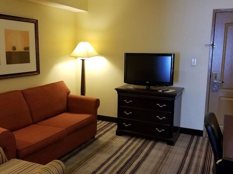 Люкс, Country Inn & Suites By Radisson Lexington Va