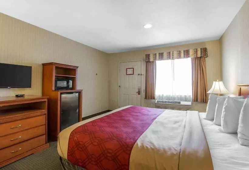キングサイズベッドのスタンダードルーム, Econo Lodge Inn & Suites Riverside  Corona