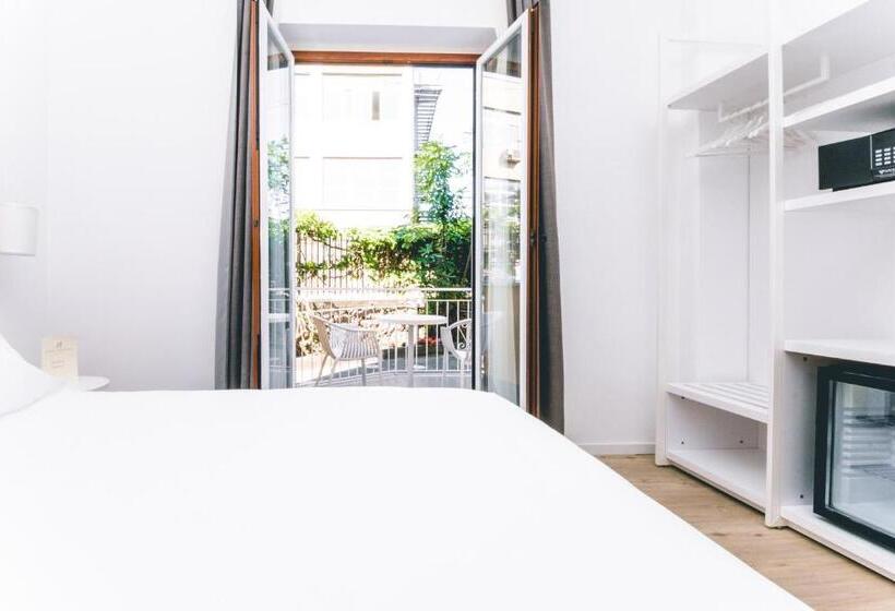 اتاق استاندارد با بالکن, Isabella Sorrento