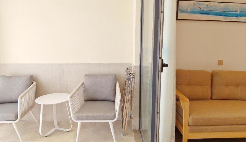 חדר סטנדרט לשלושה, Sanya South China