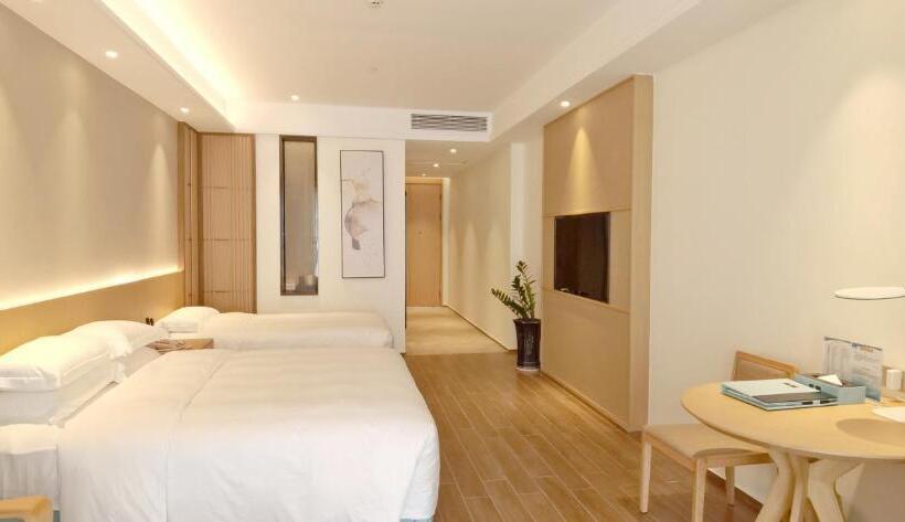 חדר סטנדרט לשלושה, Sanya South China