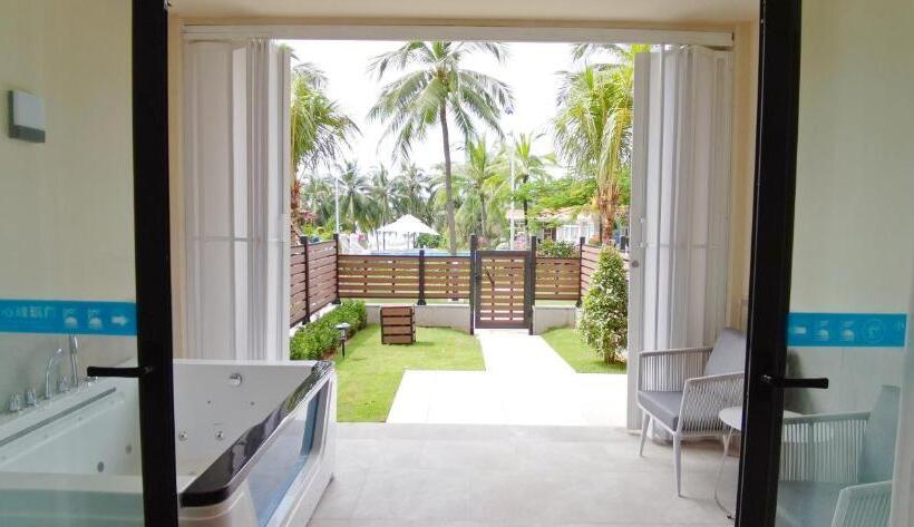 חדר סטנדרט לשלושה, Sanya South China