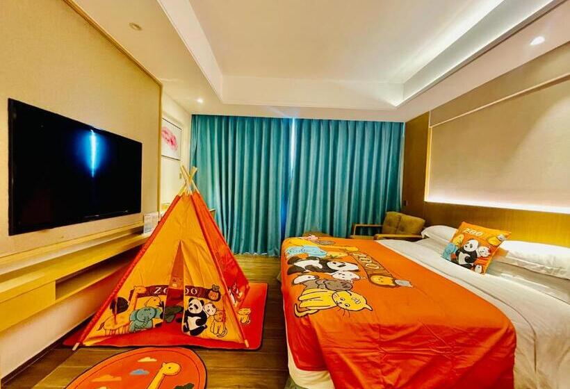 חדר דלוקס לשלושה, Sanya South China