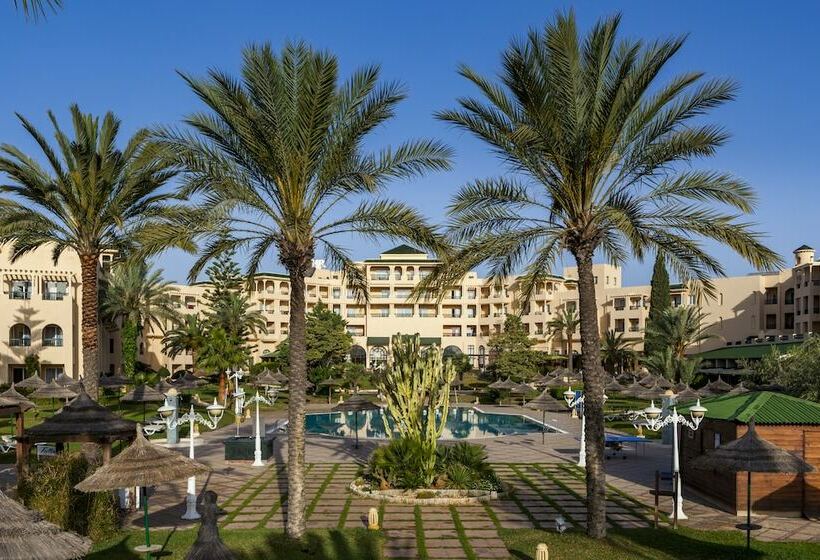 园景标准四人间, Royal Kenz Thalasso & Spa