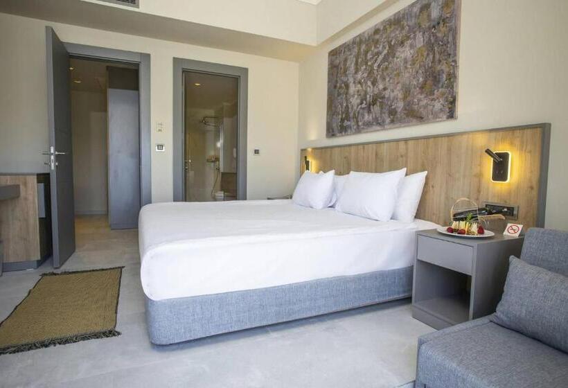 Номер Клуб, Yasmin Bodrum Resort