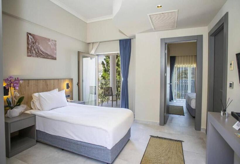 Номер Клуб, Yasmin Bodrum Resort