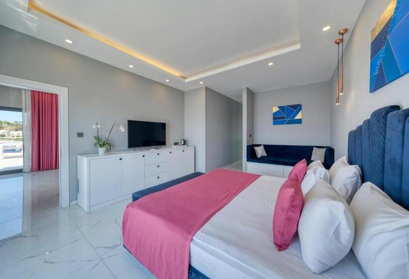מיטת קינג בסוויטה, Yasmin Bodrum Resort