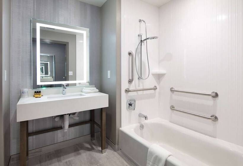 스위트, Best Western Plus Settlers Point