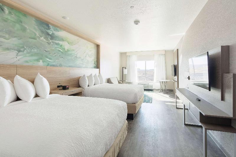 스위트, Best Western Plus Settlers Point