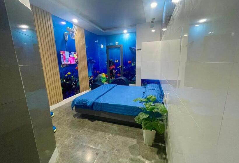 اتاق لوکس, Nhà Nghỉ K House