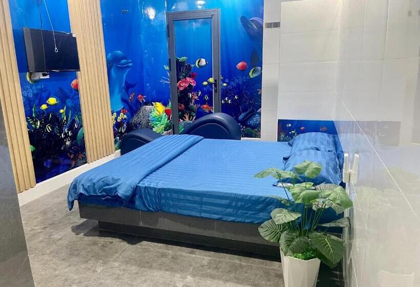 اتاق لوکس, Nhà Nghỉ K House