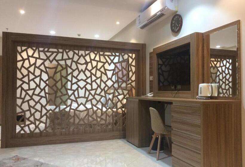 带大床的豪华间, Admire Apart