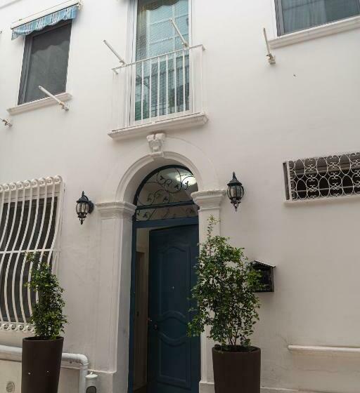 标准间带漩涡浴缸, Taranto Mn Place