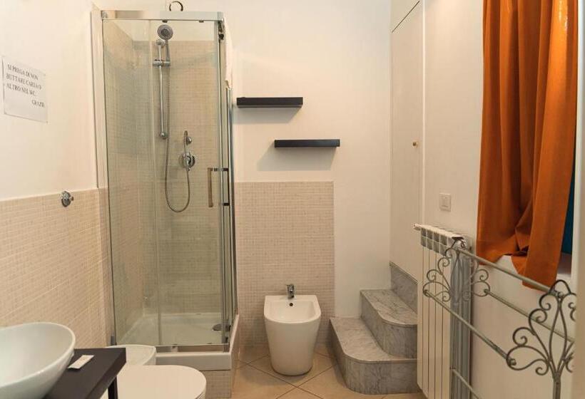 豪华套房, Taranto Mn Place