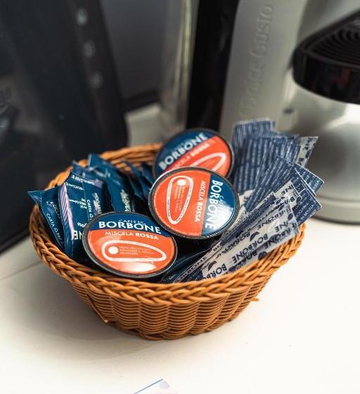 豪华房间, Taranto Mn Place