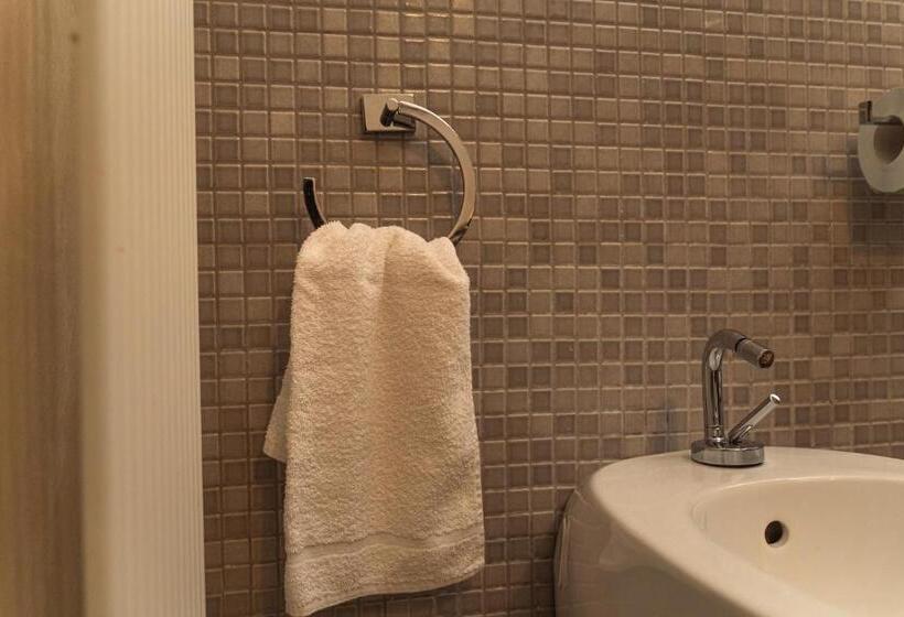 标准间, Taranto Mn Place