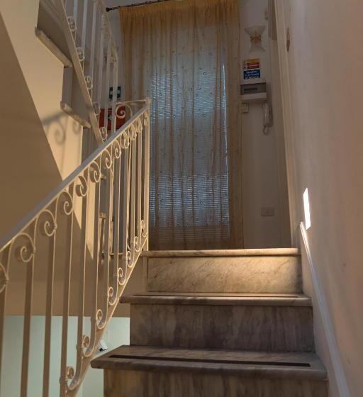 标准间, Taranto Mn Place