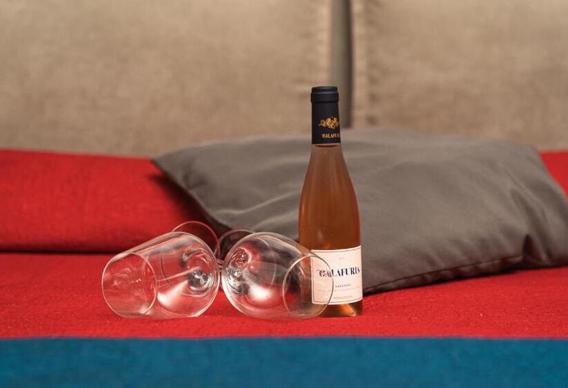 标准间, Taranto Mn Place