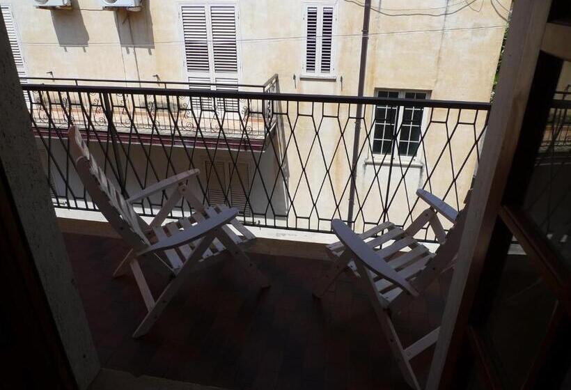 Номер Стандарт с Балконом, B&b Il Nido