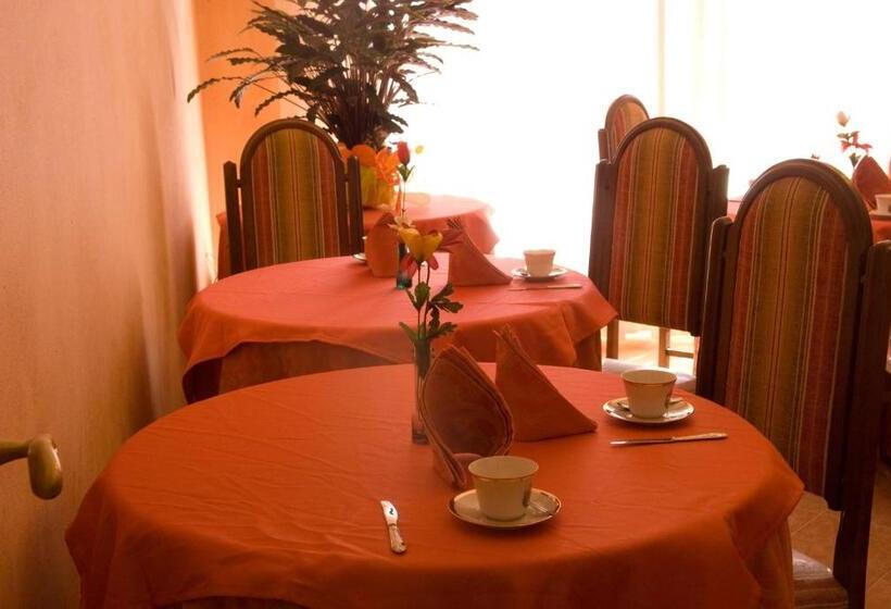 Трехместный Номер Стандарт с Балконом, B&b Il Nido