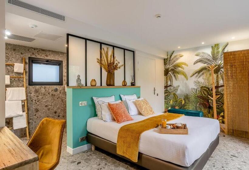 在第一层的经典房间, Le Lodge Des Iles D Or