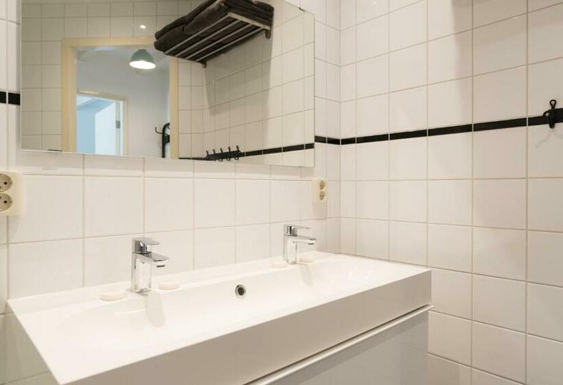 סוויטה, Central Rooftop Terrace Guest Suite