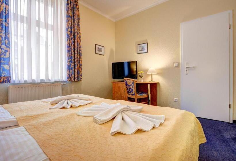 Семейный Номер, Haus Seeblick Hotel Garni & Ferienwohnungen