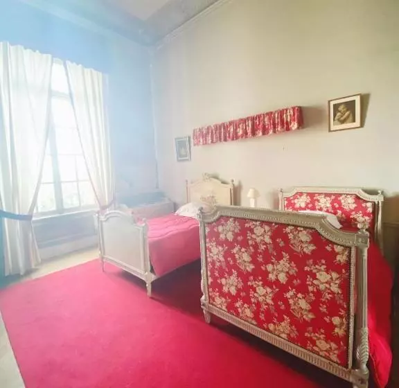 スイート（家族用）, Chateau De Villersexel Chateaux Et Hotels Collection