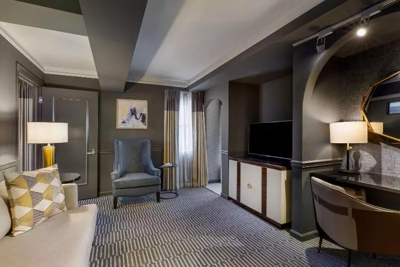 Sviitti King-vuode, Ambassador Hotel Tulsa, Autograph Collection