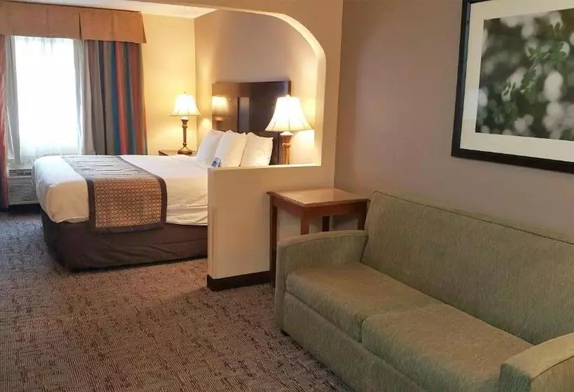 キングサイズベッドのデラックススイート, Baymont By Wyndham Belleville Airport Area Free Airport Shuttle