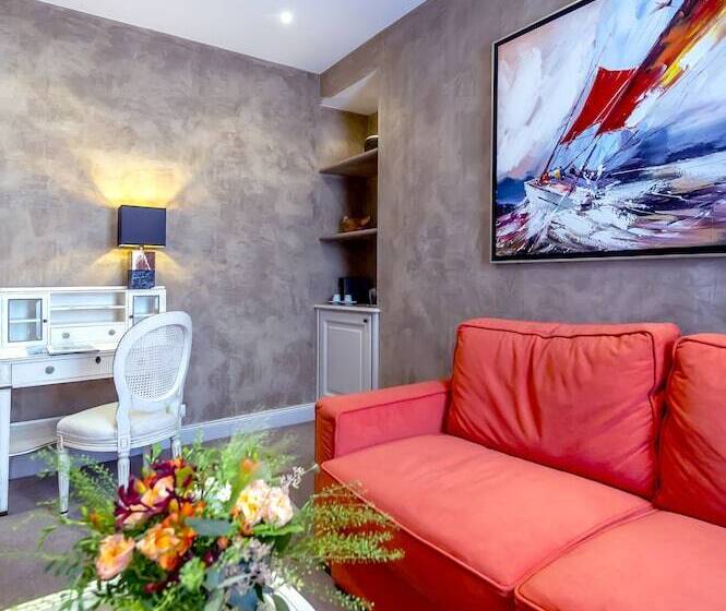 스위트, Hôtel Golf & Spa Château De La Bégude The Originals Collection