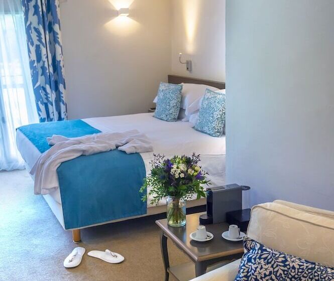 주니어 스위트, Hôtel Golf & Spa Château De La Bégude The Originals Collection