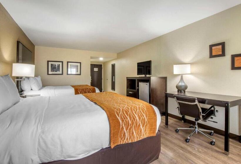 Люкс, Comfort Inn Near Downtown & Blue Ridge Pkwy