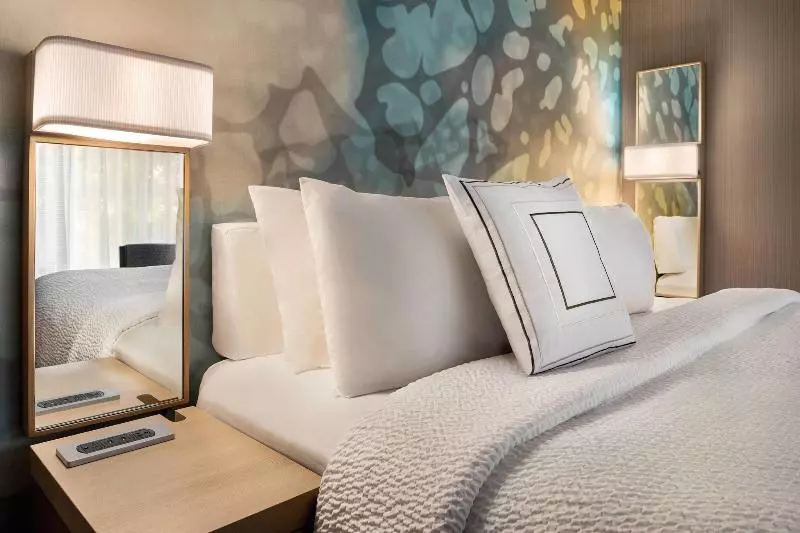 Standard-huone King-vuode, Courtyard By Marriott Dayton North