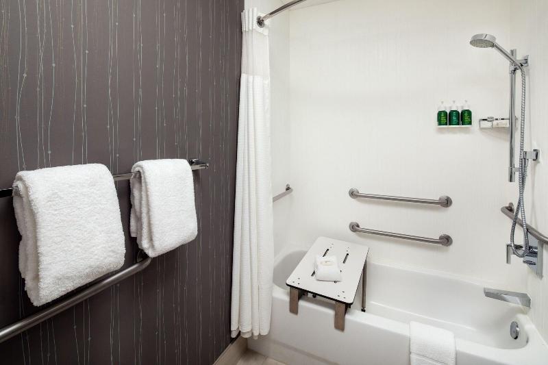 스탠다드 룸 킹사이즈 침대, Courtyard By Marriott Dayton North