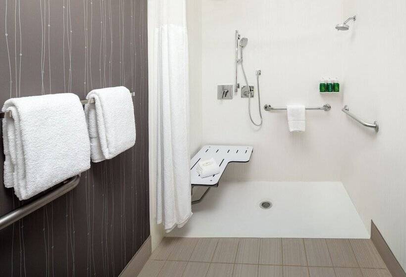带2个双人床的标准工作室, Courtyard By Marriott Dayton North