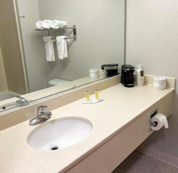 חדר סטנדרט, Days Inn By Wyndham, Glen Allen   Richmond North