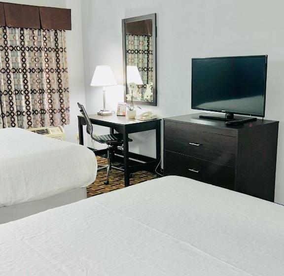 סוויטה אקזקיוטיב, Days Inn By Wyndham, Glen Allen   Richmond North