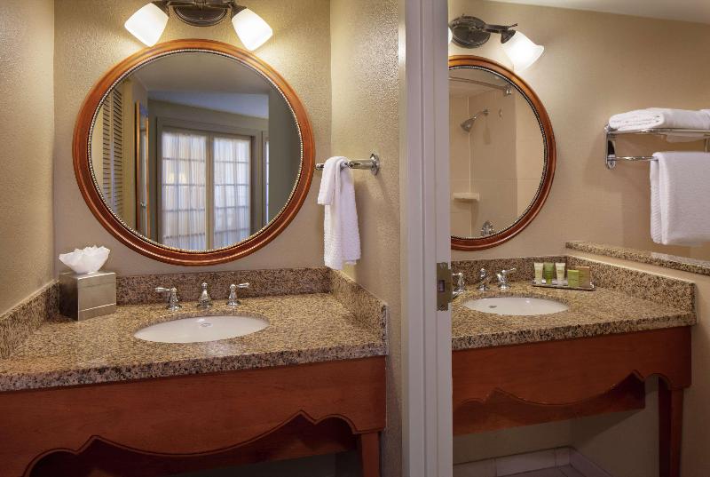 جناح مطلّ علي البحر, Hilton Daytona Beach Oceanfront Resort