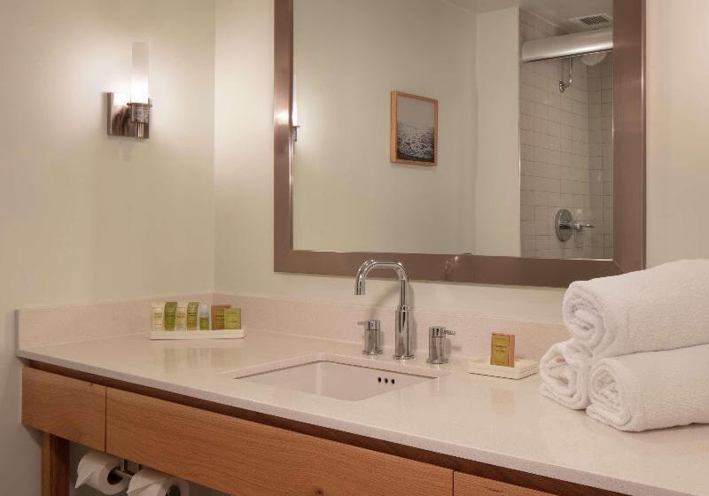 جناح سرير كينج, Hilton Daytona Beach Oceanfront Resort