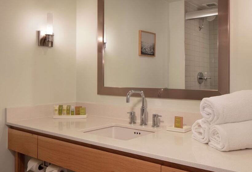 סוויטה, Hilton Daytona Beach Oceanfront Resort