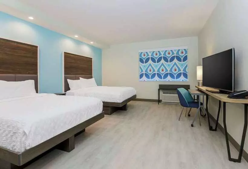 Standard-invahuone, Hilton Daytona Beach Oceanfront Resort