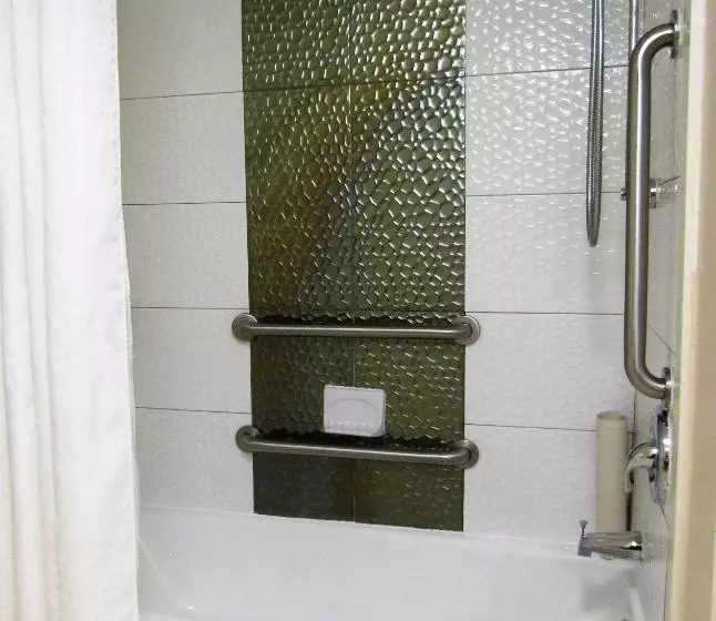 身障者適用スイートルーム, Hampton Inn St. Augustine Downtown Historic District
