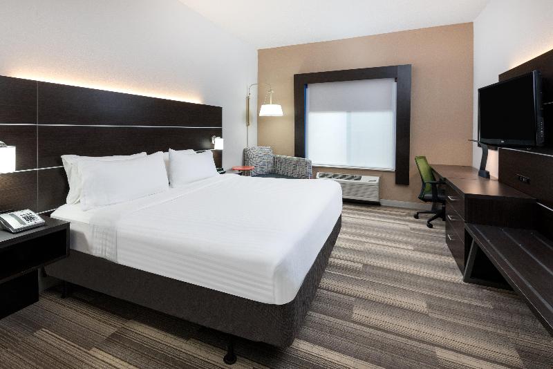 Стандартный Номер Кровать Кинг, Holiday Inn Express Hillsville, An Ihg