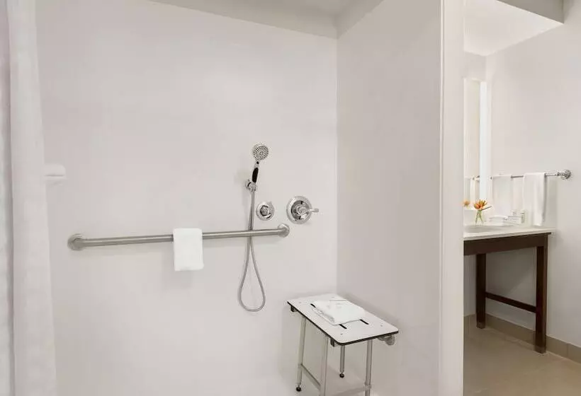 سوئیت برای معلولان, Homewood Suites By Hilton Fort Myers