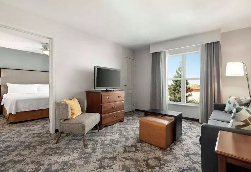 سوییت, Homewood Suites Sacramento Roseville