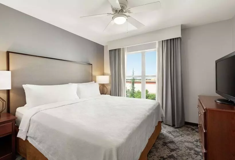 استودیوی استاندارد, Homewood Suites Sacramento Roseville