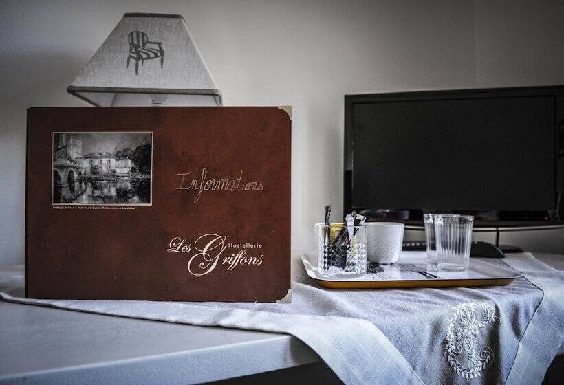 غرفة قياسية, Hostellerie Les Griffons